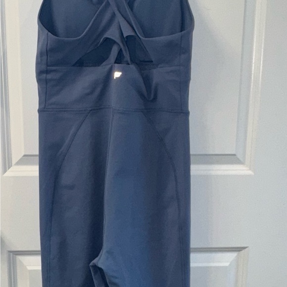 FABLETICS Define Cropped PowerHold® Capri
Jumpsuit medium - Picture 3 of 6